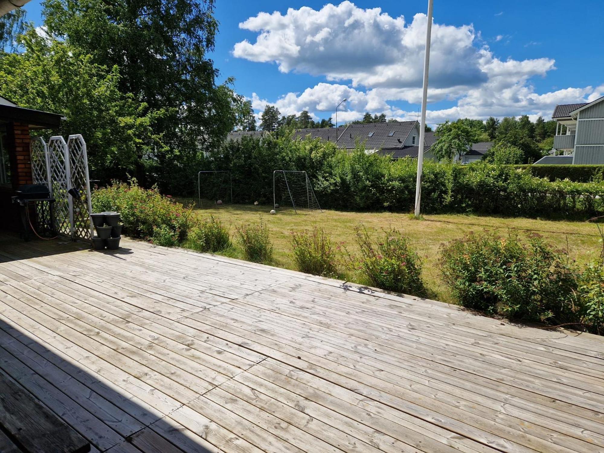 Villa Med Egen Parkering. Moejlighet Att Boka Fran 1 Och Upp Till 5 Personer. 厄勒布鲁 外观 照片